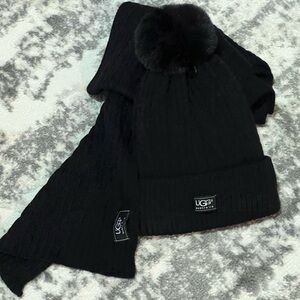 UGG Black Hat & Scarf set